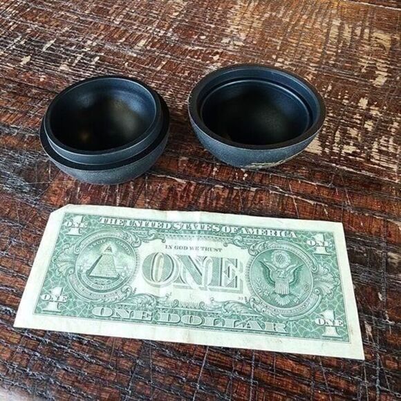 Zacapa Branded Silicone Ice Mold - Picture 4 of 5